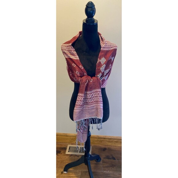 West Loop Scarf Shawl Wrap Coverup Lightweight Distressed Aztec Fringed  Rust - Picture 3 of 11